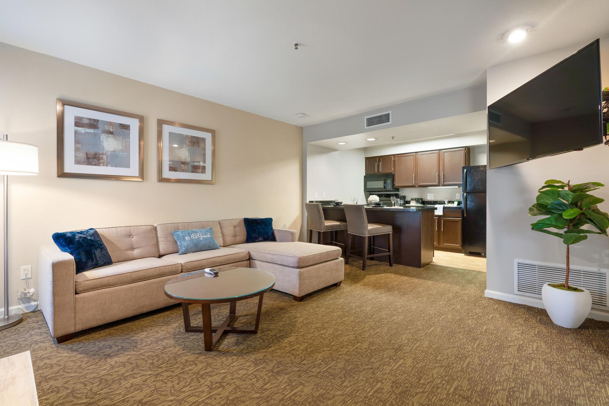 Chase Suites Brea-Fullerton - North Orange County Exterior photo